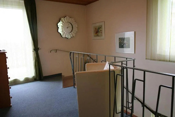 hotel_rooms