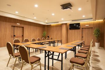 Meeting facility