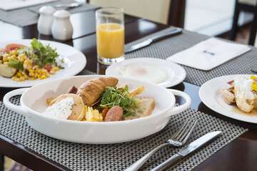 Breakfast meal