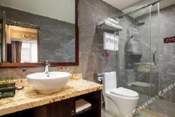Photo 18