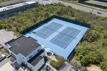 Tennis court