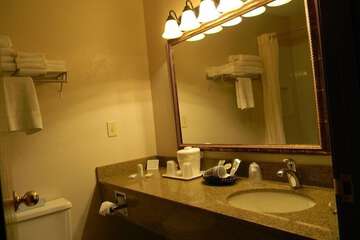 Room 12 of 38
