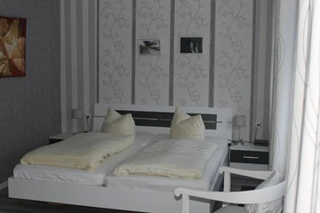 guest_rooms