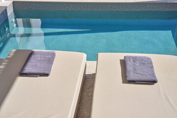 Private pool