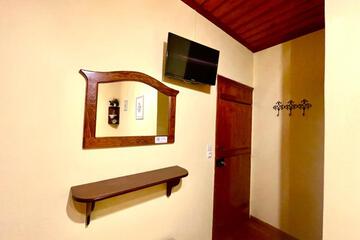Photo 32