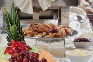 Breakfast/Coffee Service 50 of 63