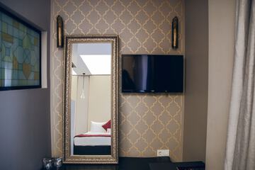 Room amenity