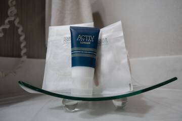 Bathroom amenities