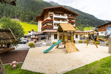 Children's play area - outdoor