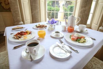 Breakfast area