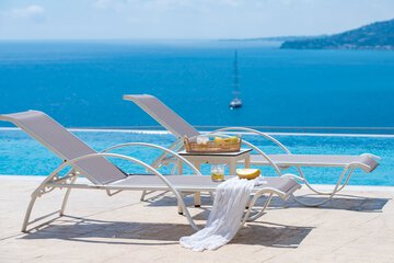 Infinity pool
