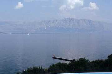 Infinity pool