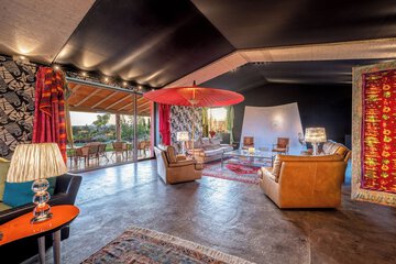 Executive lounge