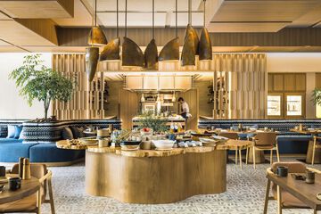 Breakfast buffet