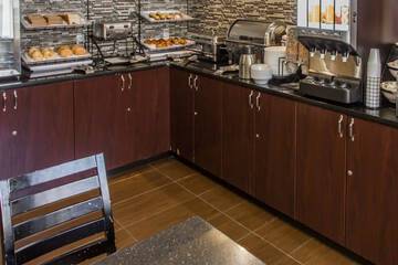 Breakfast/Coffee Service 25 of 28