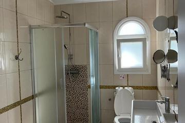 Photo 34
