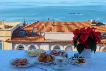 Coffee service
