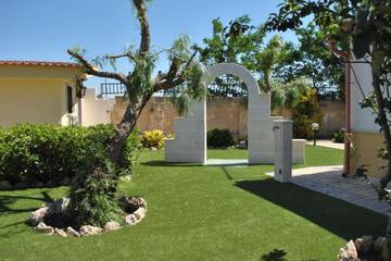 Photo 49