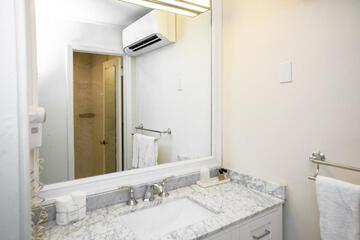Photo 35