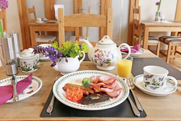 Breakfast meal