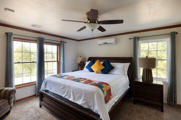 Room 35 of 119