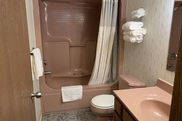 Room 13 of 39