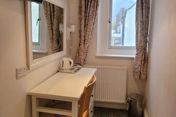 Photo 48