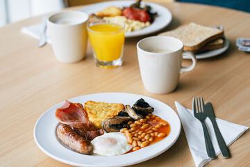 Breakfast meal