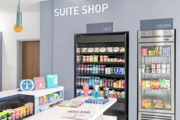 Snack bar