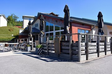 Snack bar