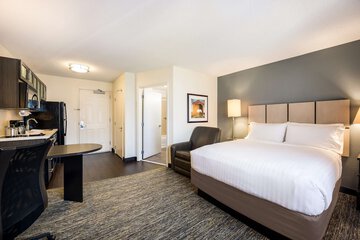 Room 7 of 25