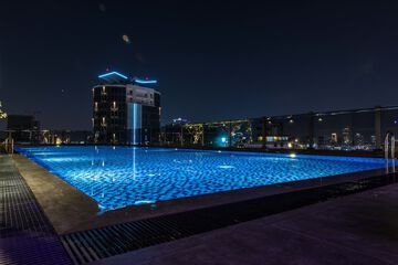 Rooftop pool