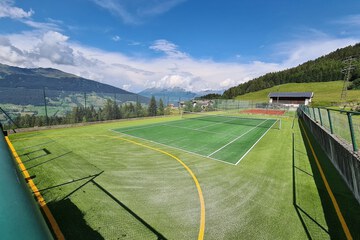 Tennis court