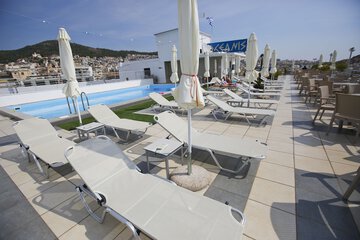 Sundeck