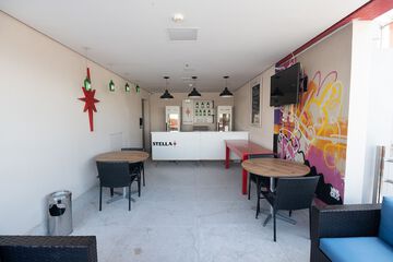 Poolside bar