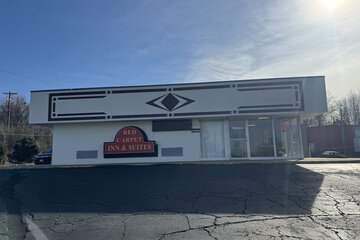 Red Carpet Inn & Suites