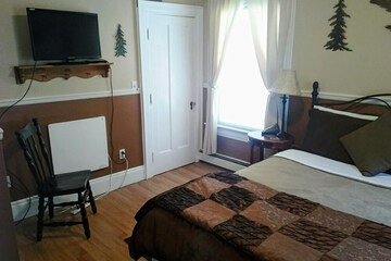 Room 16 of 35
