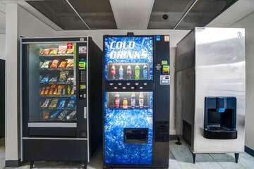 Motel La Vale Cumberland Vending