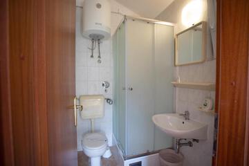 Photo 52