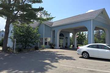 Photo 8