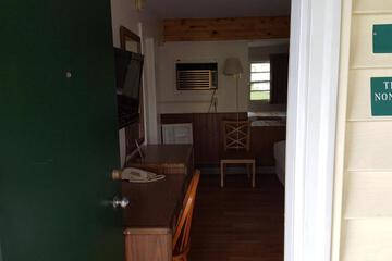 Photo 8