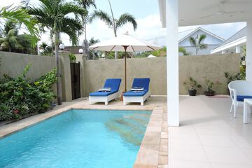 Private pool