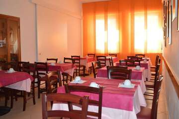 Food court