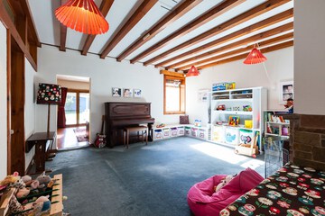Children's theme room