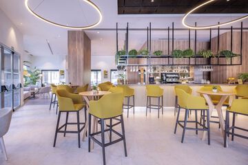 Snack bar