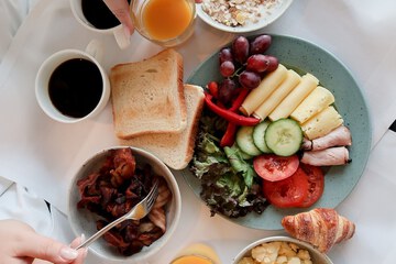 Breakfast meal