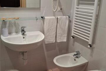 Photo 35