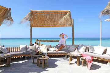 Beach bar
