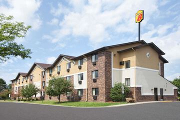 Super 8 by Wyndham Canton / Livonia Area