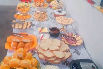 Breakfast meal